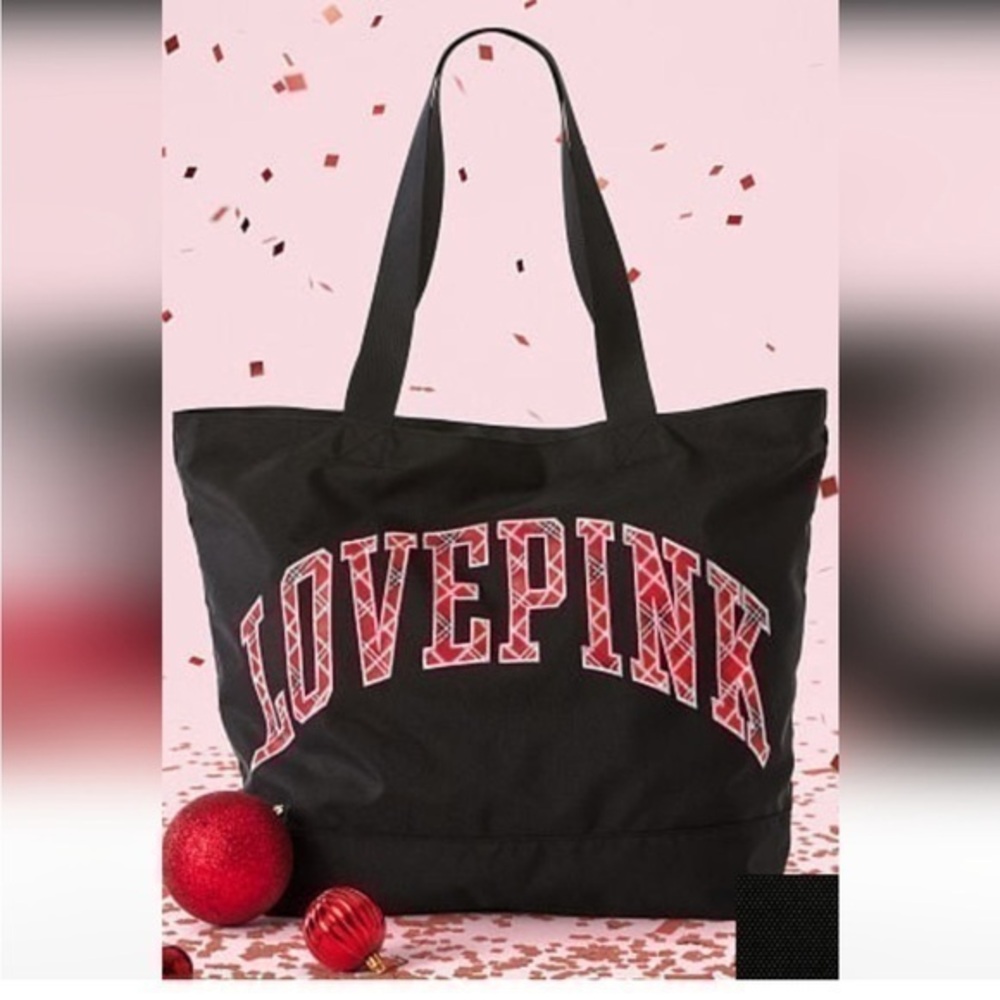 ▶️VICTORIAS SECRET PINK ◀️TOTE BAG RED BLACK
PLAID. FRIDAY 2022